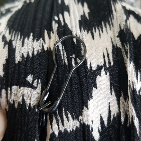 BCBCMaxazria staples silk leopard cocktail dress - Picture 3 of 5